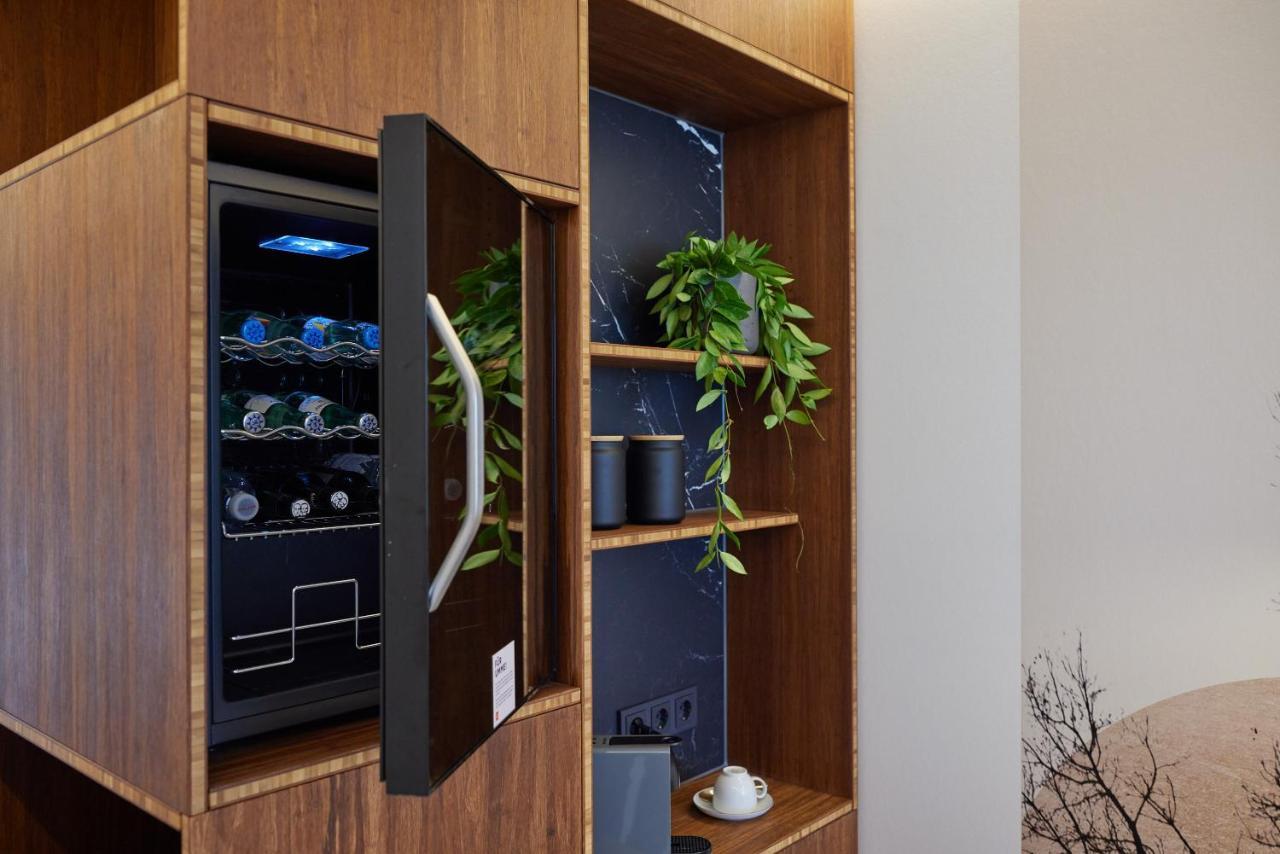 Tin Inn - Hueckelhoven - Das Hotel Aus Hochwertig Ausgebauten Ueberseecontainern Bagian luar foto